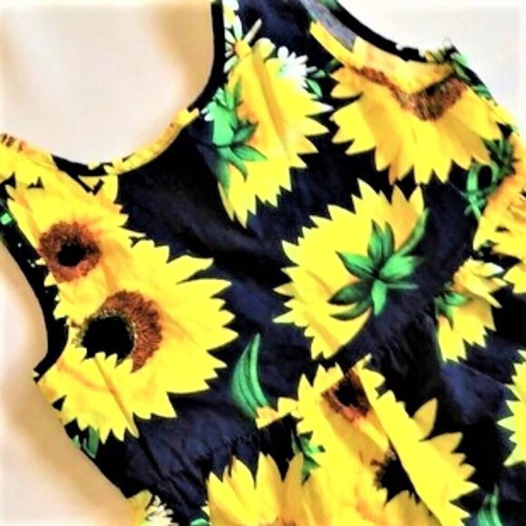 NEW SUNFLOWER SUNDRESS HOLIDAY - Picture 4 of 9